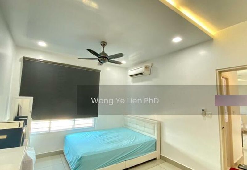 Austin Residence @Taman Mount Austin