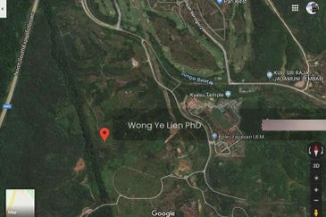 Sungai Gumut ( Lembah Beringin )