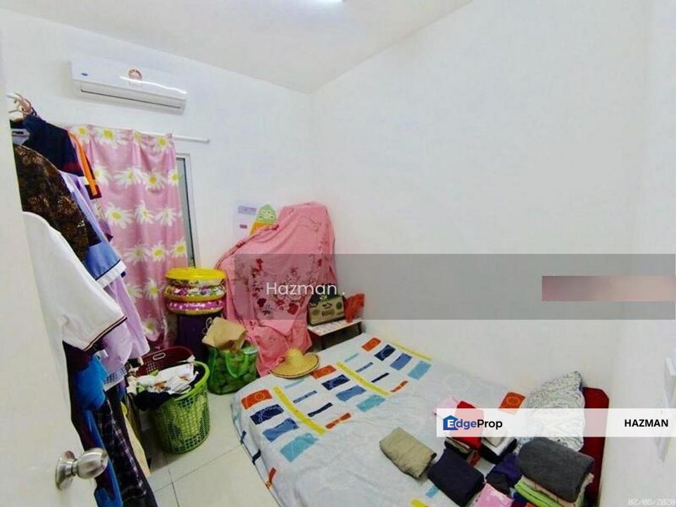 End Lot, Level 17, Pool View, SAVANNA Executive Suite Southville City, Selangor, Bangi