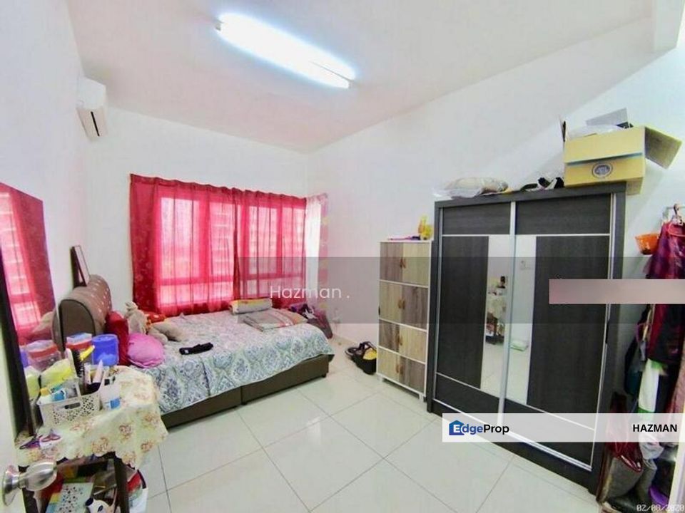 End Lot, Level 17, Pool View, SAVANNA Executive Suite Southville City, Selangor, Bangi