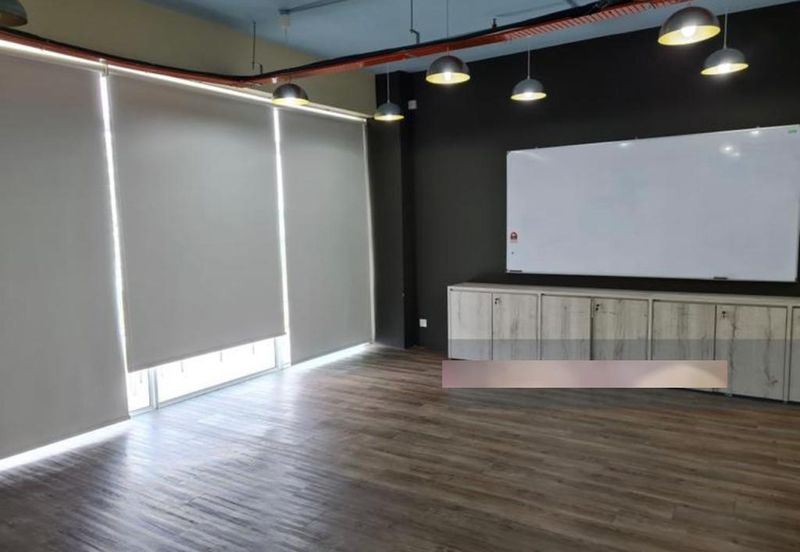 Oasis Square 1800sf Rent RM5500