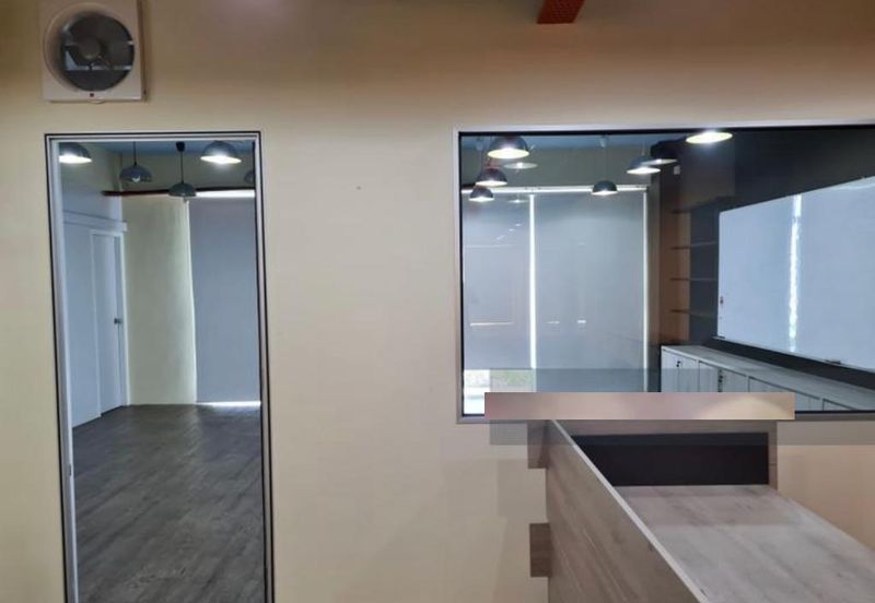 Oasis Square 1800sf Rent RM5500