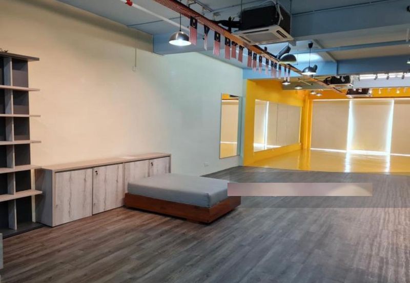 Oasis Square 1800sf Rent RM5500