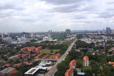 Latitud 3 @ Jalan Universiti PJ