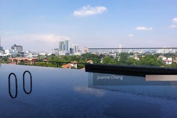 Latitud 3 @ Jalan Universiti PJ