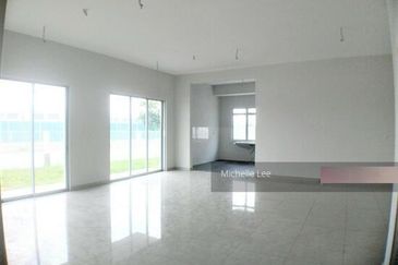 2 Storey CORNER House @ Bandar Rimbayu - Brand New (Subsale unit)