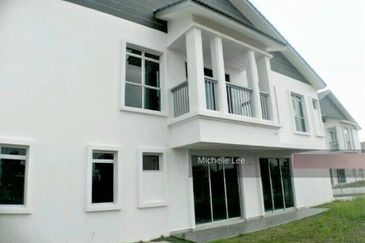2 Storey CORNER House @ Bandar Rimbayu - Brand New (Subsale unit)