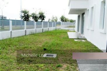 2 Storey CORNER House @ Bandar Rimbayu - Brand New (Subsale unit)