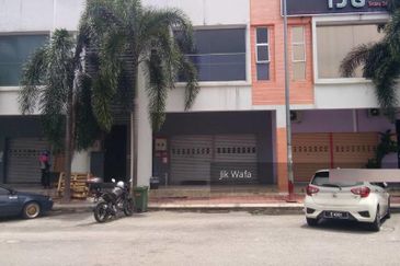 Pusat Perniagaan Gemilang