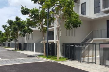 Vilaris Courtyard Gelugor 