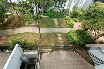 16 Quartz @ Melawati