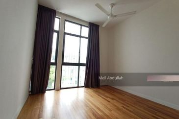 16 Quartz @ Melawati