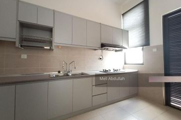 16 Quartz @ Melawati