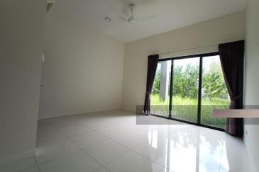 16 Quartz @ Melawati