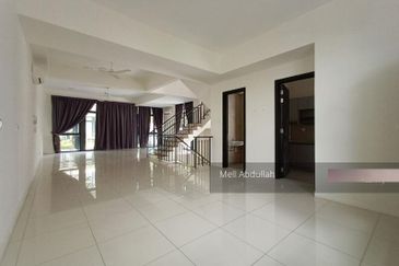 16 Quartz @ Melawati