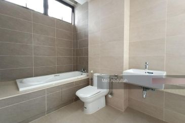 16 Quartz @ Melawati