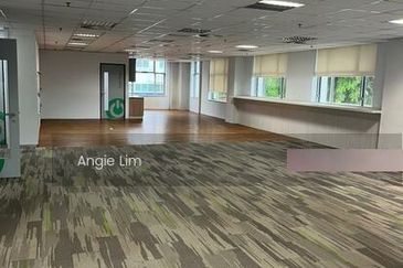 Brand new partly fitted space available within ttdi and close to f&b