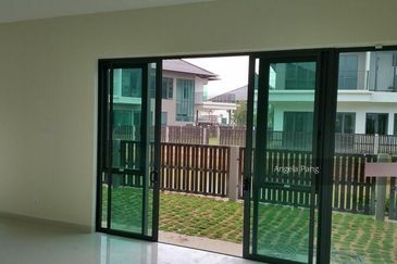 Charms of Nusantara, Setia Eco Glades