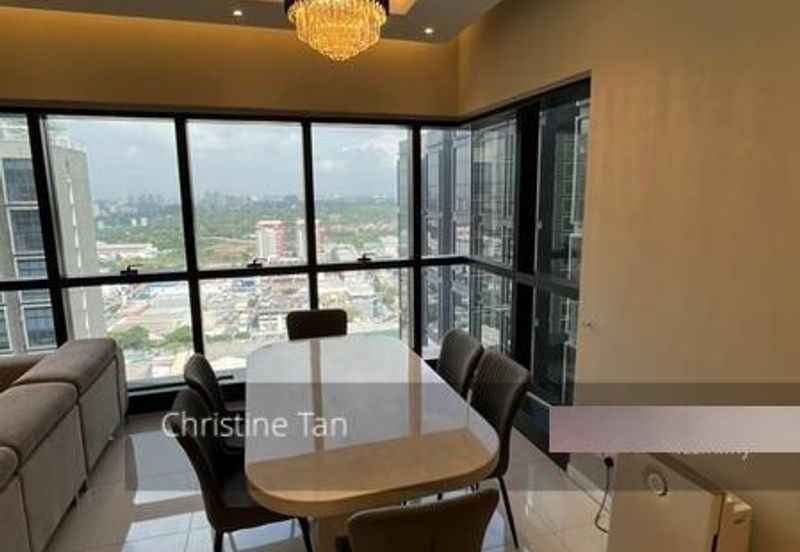 Icon Residenz @ Icon City