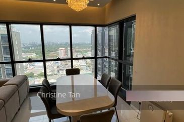 Icon Residenz @ Icon City