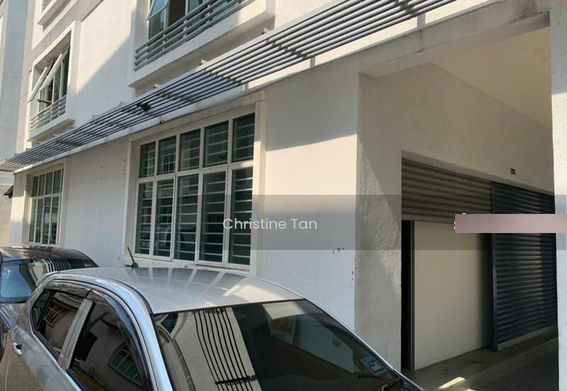 Parklane Commercial Hub