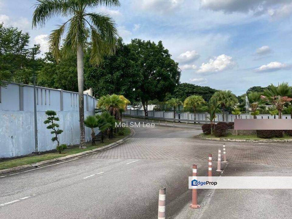 The Peak 2. 5 Storey SuperLink House, Taman Bukit Prima Near Taman Connaught, Len Sen, Selangor, Cheras