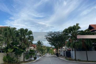 The Peak, Taman Bukit Prima