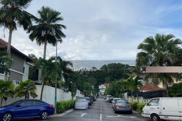 The Peak, Taman Bukit Prima