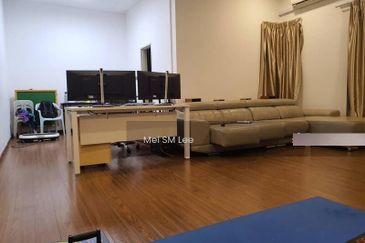 The Peak, Taman Bukit Prima