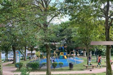 The Peak Cheras, Taman Bukit Prima, Len Seng, Leisure Mall, Eko-Cheras Mall