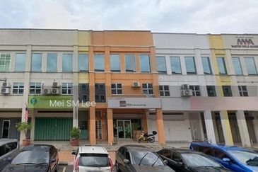 3 Storey Shoplot @ Putra Heights, Subang Jaya