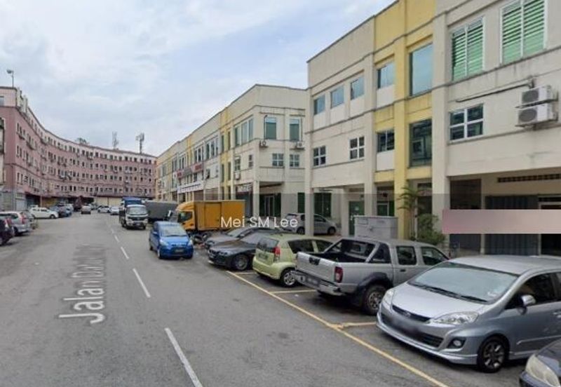 3 Storey Shoplot @ Putra Heights, Subang Jaya