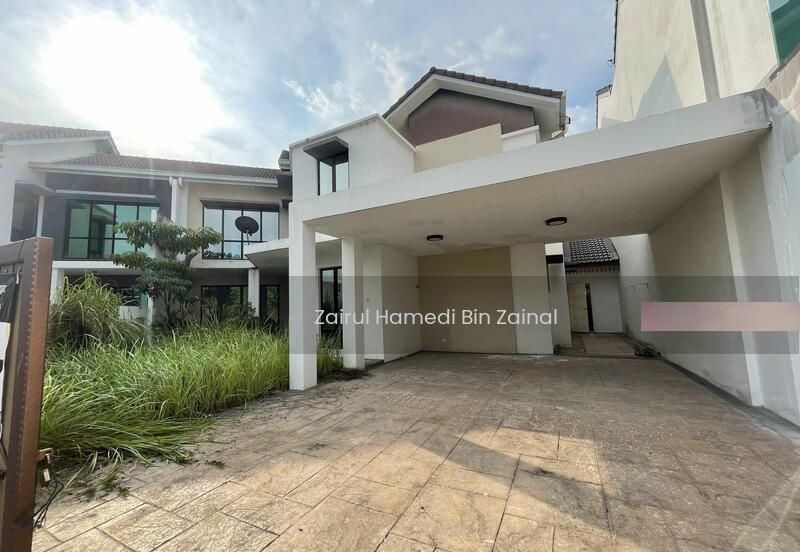 Clover Park, Denai Alam