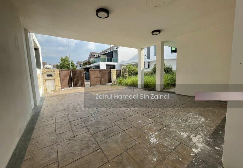 Clover Park, Denai Alam