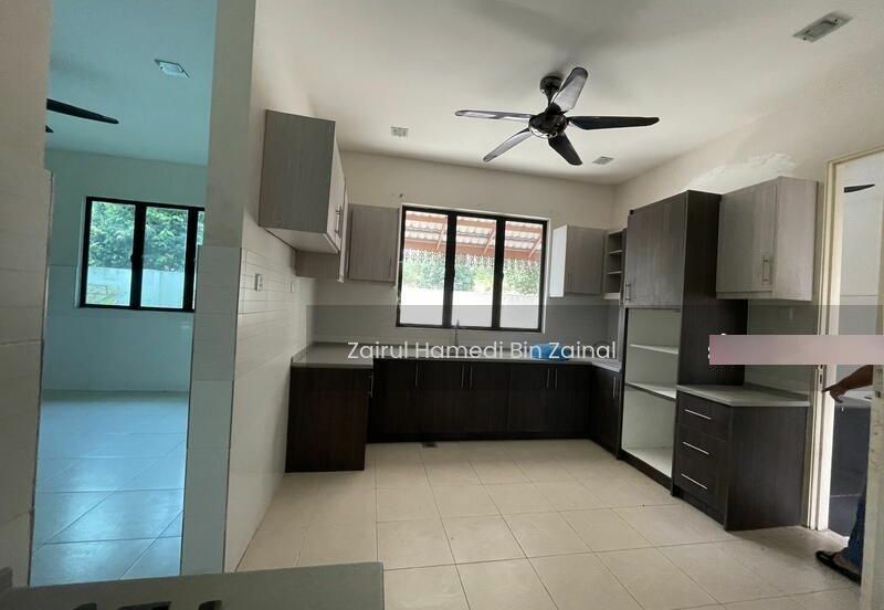 Clover Park, Denai Alam