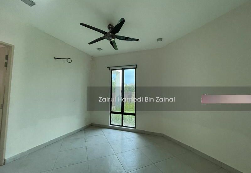 Clover Park, Denai Alam