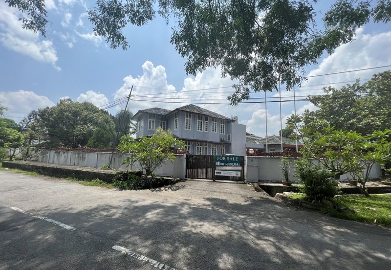 Bungalow In Titiwangsa Huge Land