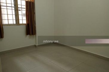 Danau Idaman Condominium