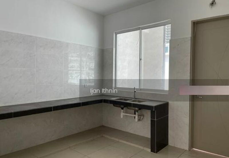 TAMAN MAHKOTA HEIGHTS FASA 2