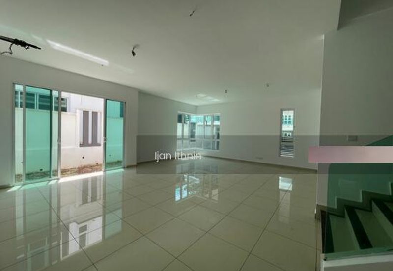 TAMAN MAHKOTA HEIGHTS FASA 2