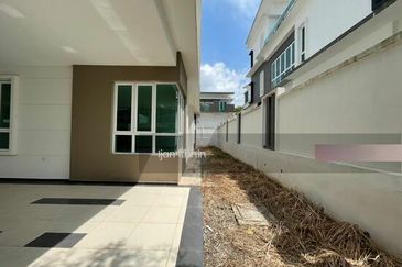 TAMAN MAHKOTA HEIGHTS FASA 2