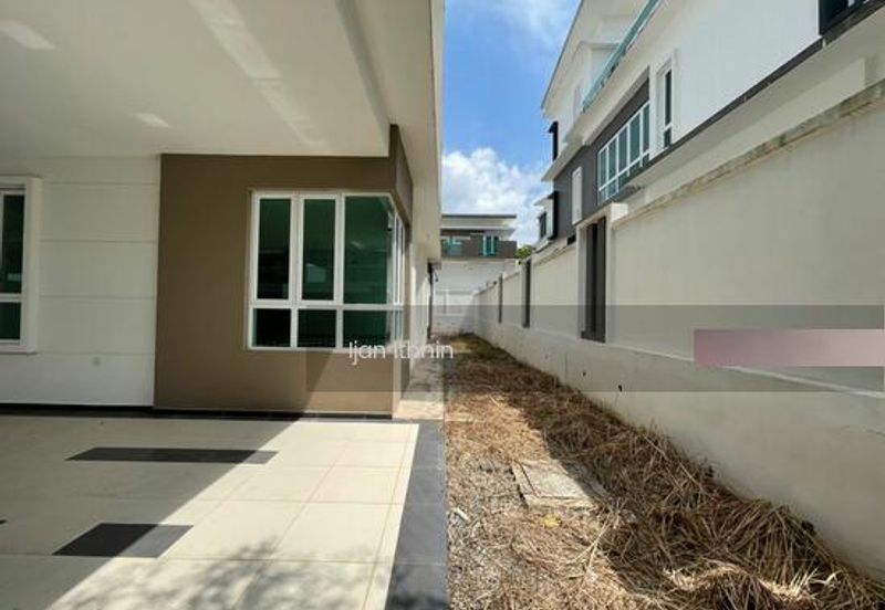 TAMAN MAHKOTA HEIGHTS FASA 2