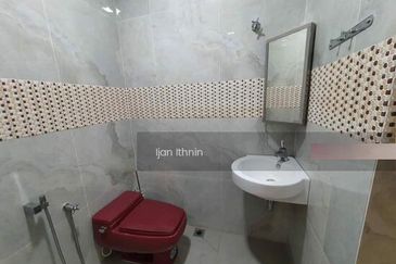 PECAHAN LOT 2916 BANDAR KUANTAN SEKSYEN 35