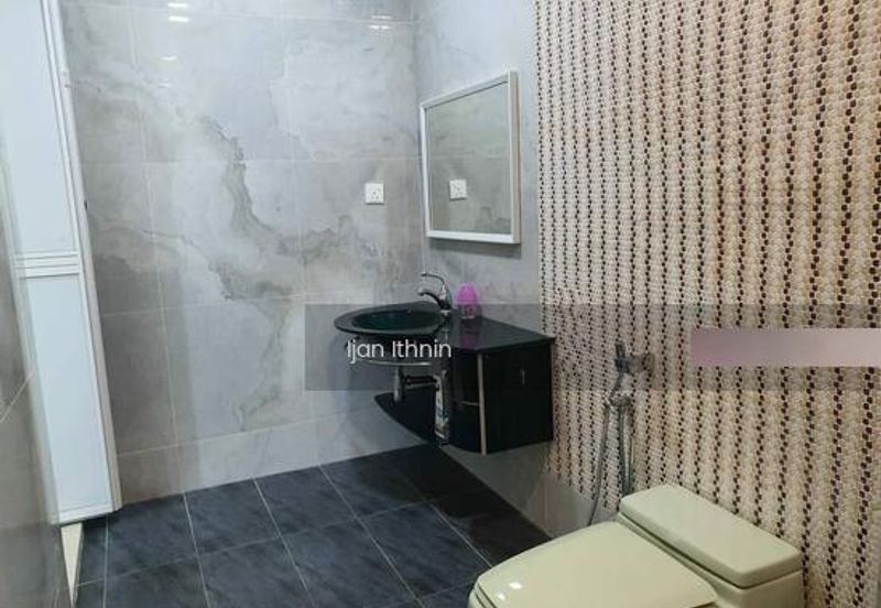 PECAHAN LOT 2916 BANDAR KUANTAN SEKSYEN 35