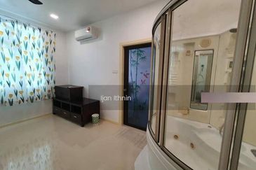 PECAHAN LOT 2916 BANDAR KUANTAN SEKSYEN 35