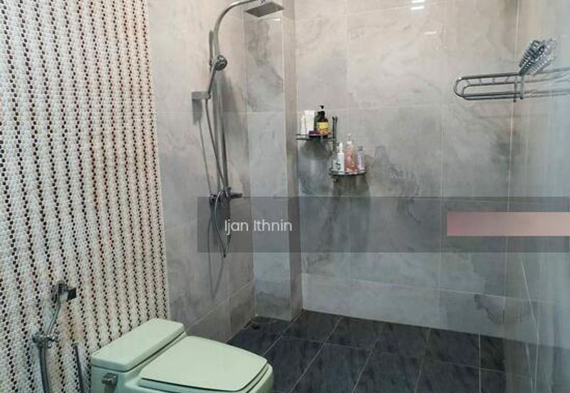 PECAHAN LOT 2916 BANDAR KUANTAN SEKSYEN 35