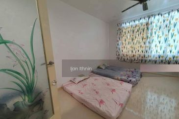 PECAHAN LOT 2916 BANDAR KUANTAN SEKSYEN 35