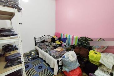 PECAHAN LOT 8015 TAMAN KETAPANG MAJU