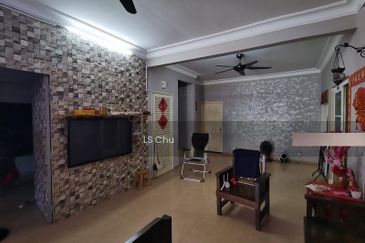 Jalan Anggerik Doritis 31/143