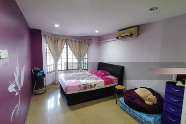 Jalan Anggerik Doritis 31/143